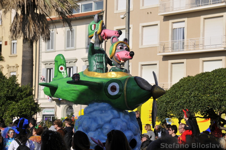 20140309-Carnevale-Viareggio-39.jpg